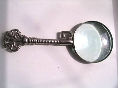 Magnifier with Key Handle
